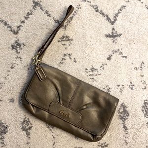 Coach wristlet Grey Bronze